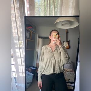 Women's Green Draped Long Sleeve Top